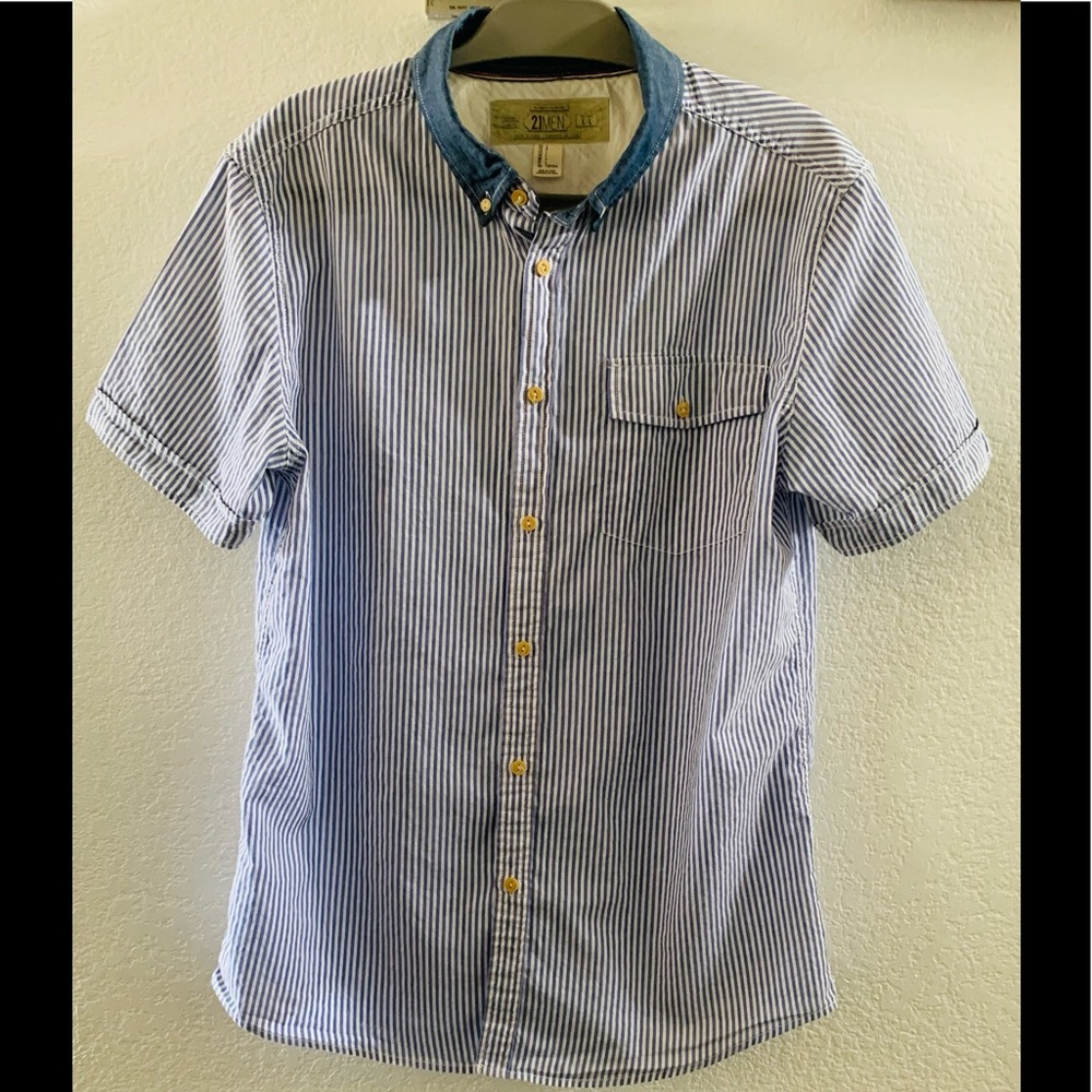 21Men blue/white striped button up